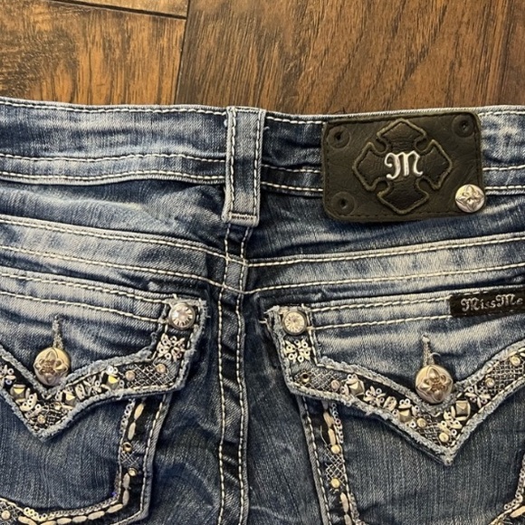 Miss Me jeans - Picture 2 of 3